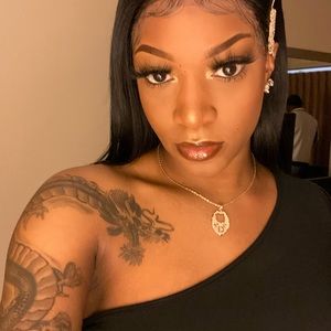 Meet your Posher, Destiny